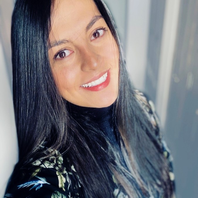 CAROLINA MARTÍNEZ – PARTNER MARKETING